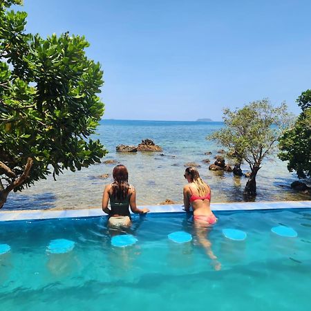 Cocovana Beach Resort (Adults Only) Busuanga Extérieur photo